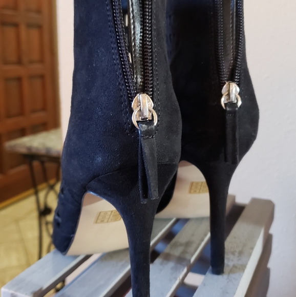 Aldo - Picture 3 of 3